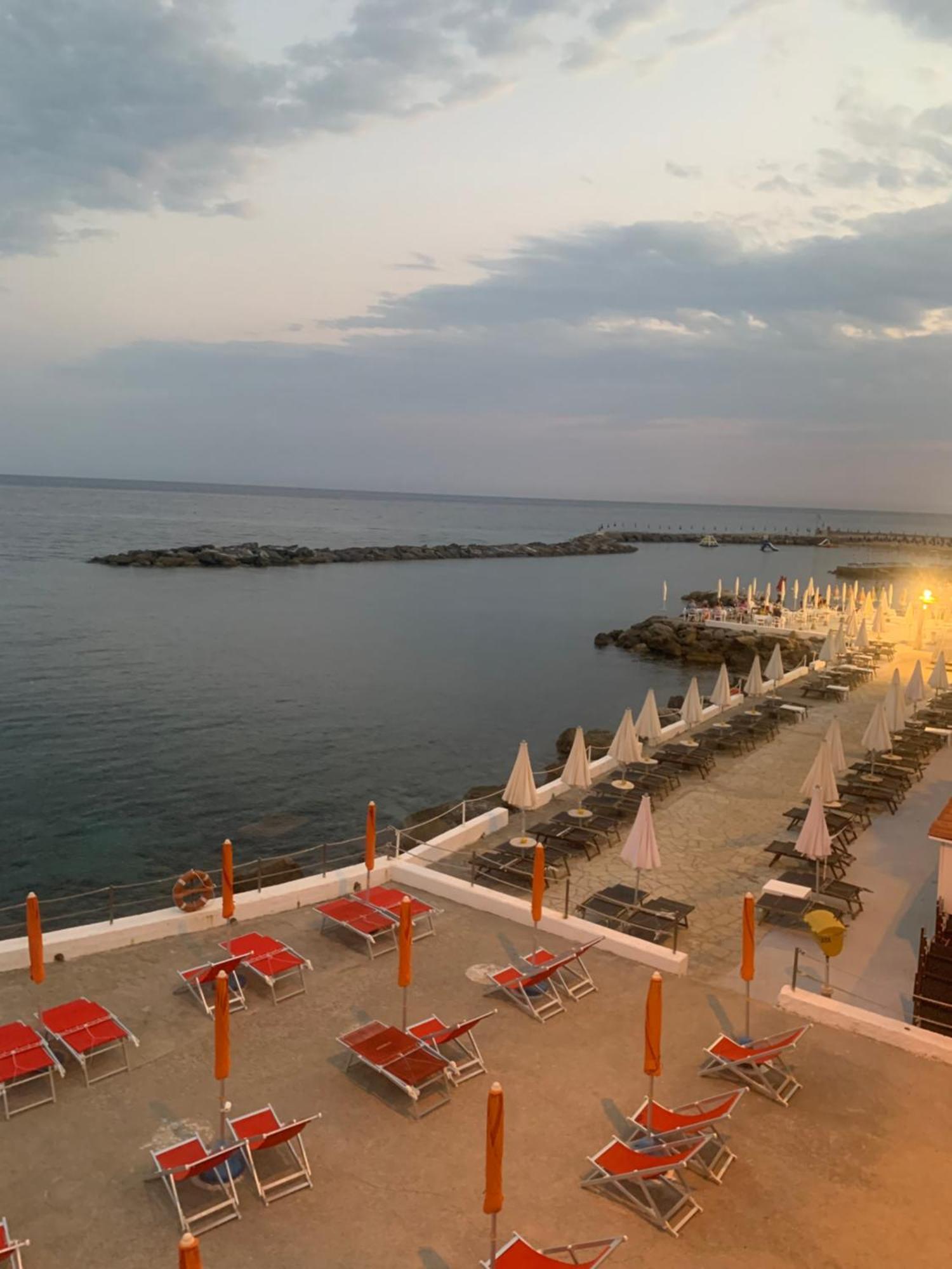 Casa Girasole Sanremo Centro Apartman Kültér fotó